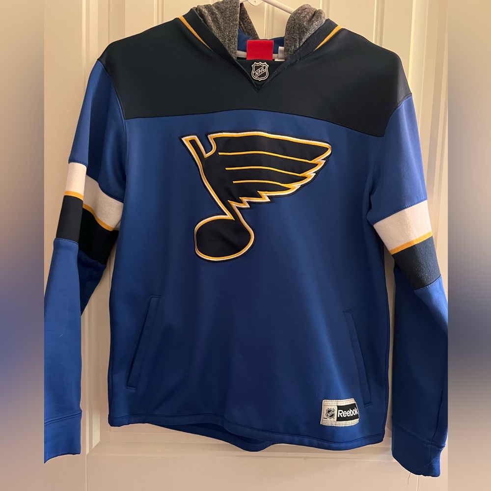 St Louis Blues Youth (size 14-16) Hoodie